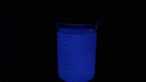 Chemiluminescence Demo - YouTube