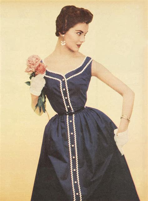 Style Through The Decades: Women in the 1950’s – The Linc