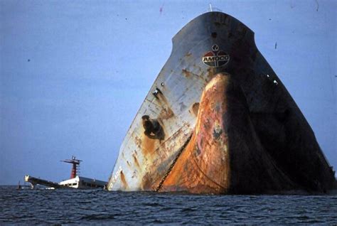 Flashback in Maritime History: AMOCO CADIZ oil spill 16 March 1978 | MaritimeCyprus