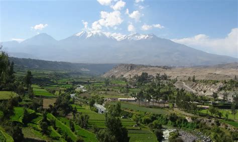 Arequipa and its Volcanoes: Arequipa Volcanoes Story