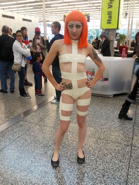 Fifth Element, Leeloo cosplay | Leeloo cosplay, Cosplay, Fashion