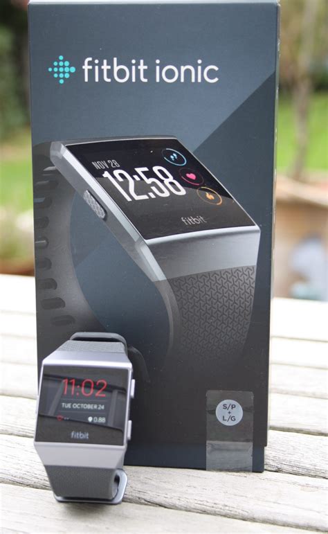 Fitbit Ionic Review - Detailed | Apple Watch Competitor