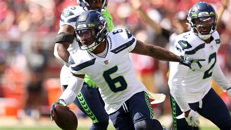 Report: Seahawks re-sign Pro Bowl FS Quandre Diggs to 3-year deal ...