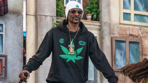 Snoop Dogg Announces “High School Reunion Tour”