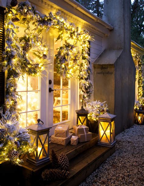 Merry & bright Christmas outdoors - FRENCH COUNTRY COTTAGE