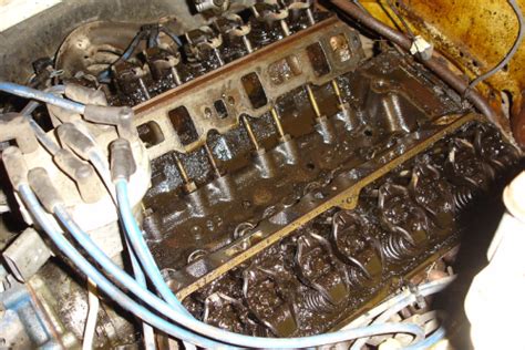 How To Spot An Engine Sludge Problem In Your Car | T3 Atlanta Auto Blog