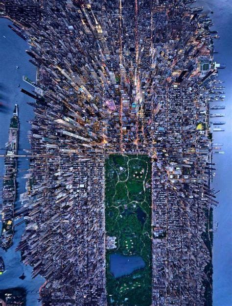 Aerial view of Manhattan, New York City. Photo/Andrew Griffiths : r ...