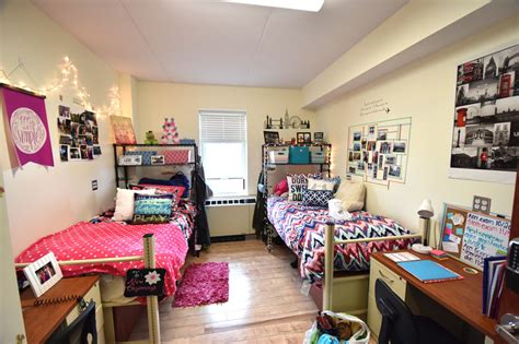 Central Connecticut State University Dorms – CollegeLearners.com