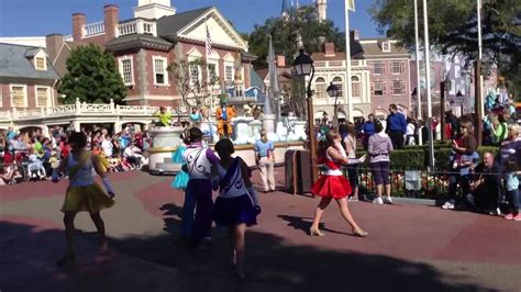 Disney World's Celebrate A Dream Come True Parade 2013 - YouTube