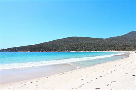 Where to find the most romantic beaches of the Great Eastern Drive - East Coast Tasmania