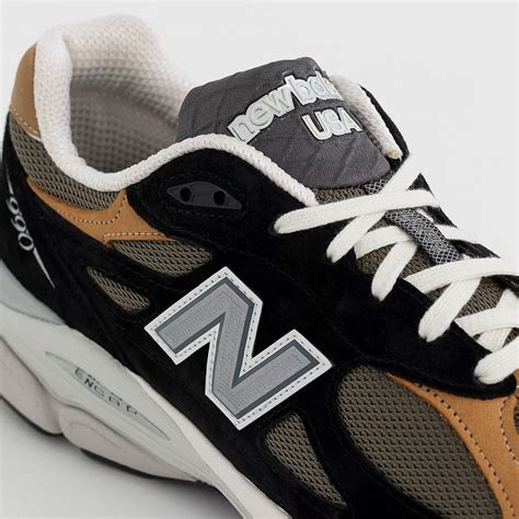 New Balance 990v3 Appears in Brown, Tan and Black | HOUSE OF HEAT