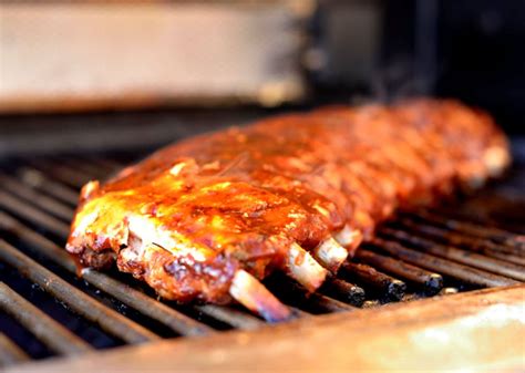 How to Cook Barbecue Ribs on a Gas Grill - Simple and Seasonal