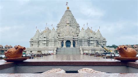 PM Modi and Sunak Convey Best Wishes for the Inauguration of Akshardham Temple in New Jersey ...