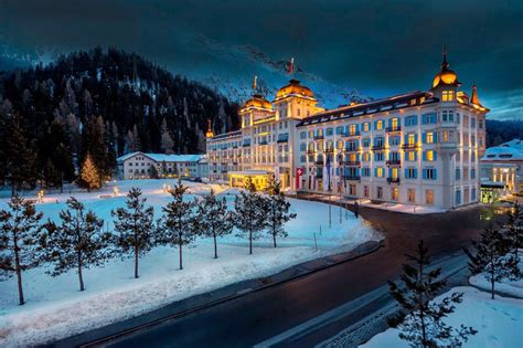 The Very Best Luxury Hotels in St. Moritz | Роскошный отель, Курорты, Альпы