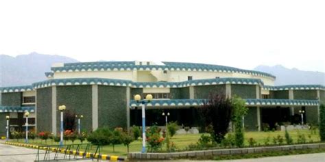 Army ties up with University of Kashmir to provide distance education ...