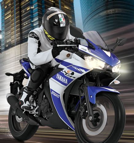 Yamaha R15 dan Yamaha R25 Motor Sport Racing dan Kencang | allesmetlint