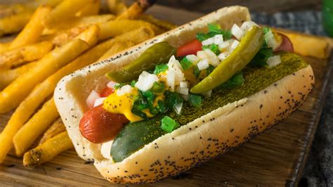 Aldi's Vienna Beef Hot Dogs Bring The Taste Of Chicago To Every Home