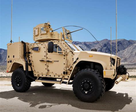 JLTV Close Combat Weapons Carrier (CCWC) - Oshkosh Defense