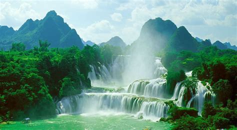 Photos, Images & Pictures of Detian Waterfall, Guangxi China Photo Gallery