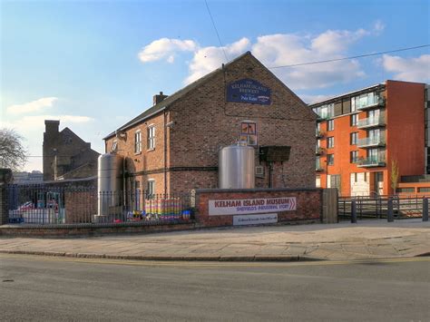 The Kelham Island Brewery © David Dixon cc-by-sa/2.0 :: Geograph Britain and Ireland