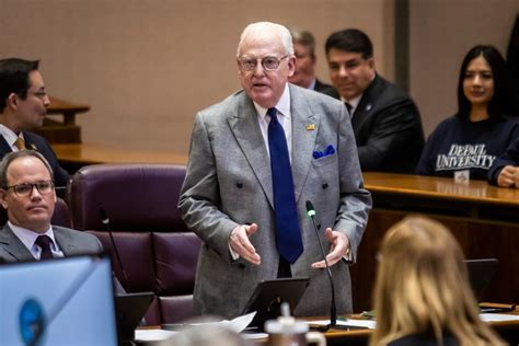 Ed Burke constituents plan life without him as alderman | WBEZ Chicago