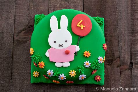 miffy birthday cake - Szukaj w Google | Miffy cake, Girl cakes, Birthday cake girls