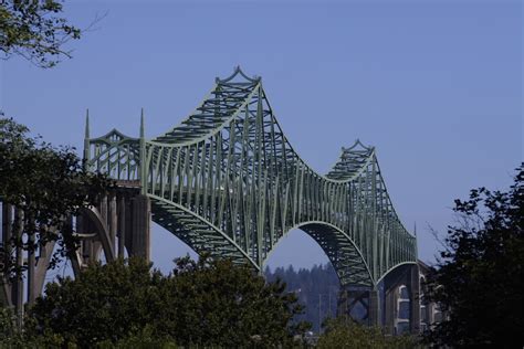 North Bend, Oregon....what a gorgeous bridge! | Oregon vacation ...