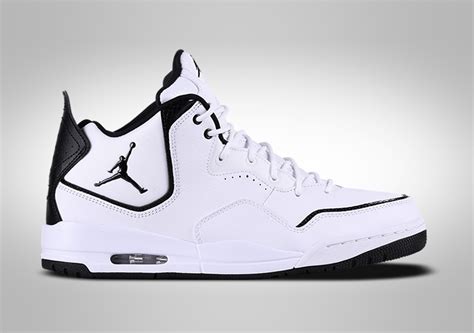 NIKE AIR JORDAN COURTSIDE 23 WHITE BLACK price €105.00 | Basketzone.net