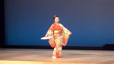 Japanese Traditional Dance - Nihon Buyo - YouTube