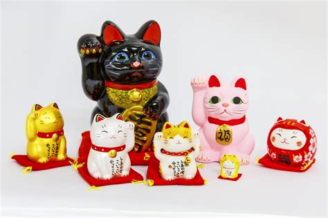 Black Maneki Neko Money Lucky Cat Chinese Japanese Statue - Cat Lovster