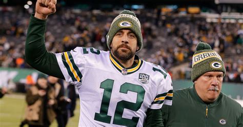 NFL Top 100: Packers QB Aaron Rodgers lands at No. 8 - Acme Packing Company