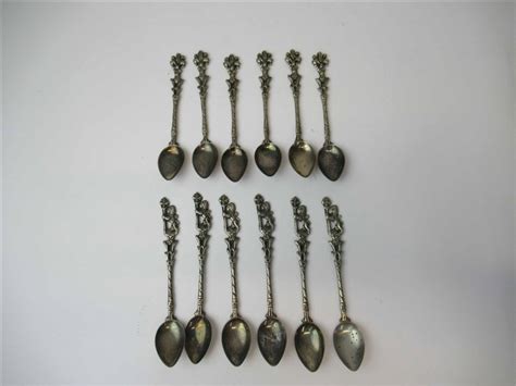 Lot Detail - 12 Assorted Demitasse Spoons