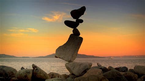 Simply Creative: Balanced Rock Sculptures by Michael Grab