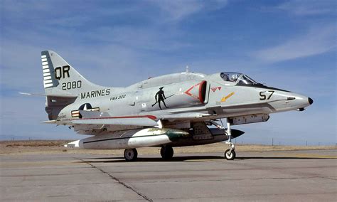 USN/USMC A-4 Skyhawk Photo 034 | Us military aircraft, Wwii aircraft, Military aircraft