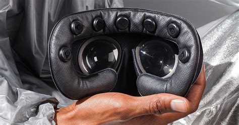 Haptic Controllers Bring Real Pain to VR Games: HaptX, TEGway, Hardlight VR, bHaptics | WIRED