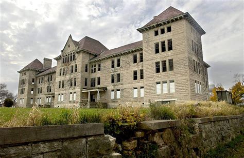 Real and Horrific Experiences that Asylum Patients Had to Go Through – Mysteriously Fascinating