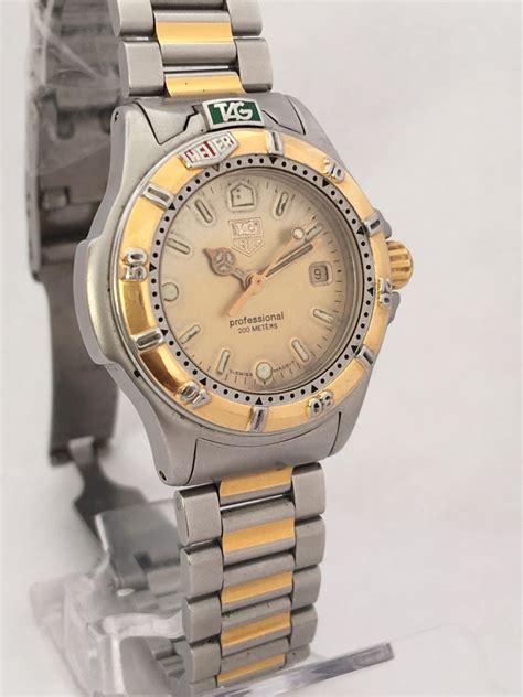 Vintage TAG Heuer Professional 200 Meters Ladies Watch For Sale at 1stdibs