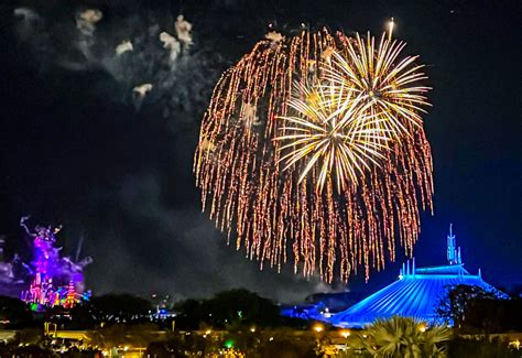 Where to Watch 4th of July Fireworks in Disney World - MickeyBlog.com