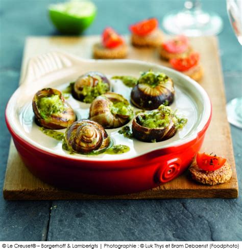 Escargots de Bourgogne à la sauce aux herbes | A Vos Assiettes | Recettes de cuisine illustrées