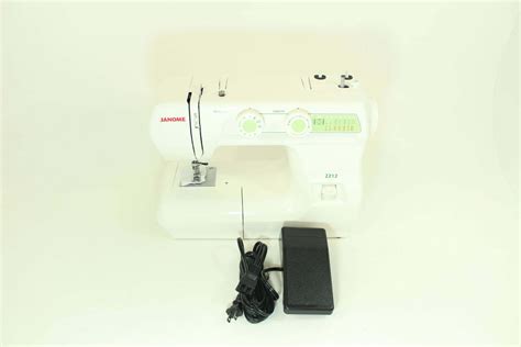 Janome 2212 Mechanical Sewing Machine | VacuumsRUs