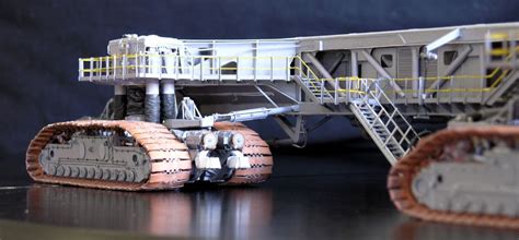 Crawler Transporter Model Gallery