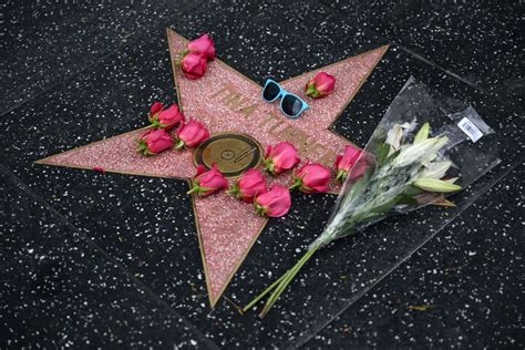 Tina Turner Cause of Death, Revealed; Fellow Celebrities Mourn | Latin ...