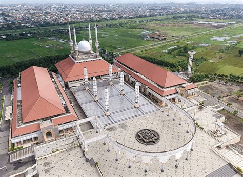 Masjid Agung Jawa Tengah