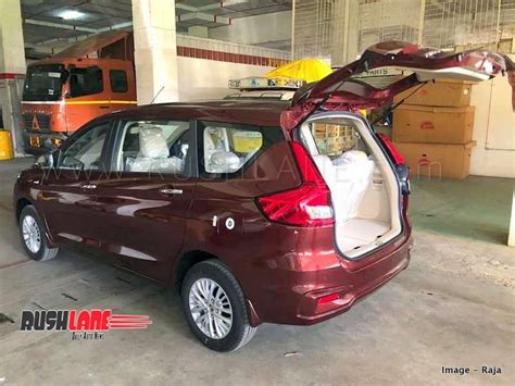 New Maruti Ertiga boot space is larger than before - Spied at a dealer workshop