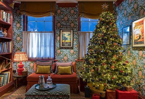 The 10 Best Festive London Hotels During Christmastime