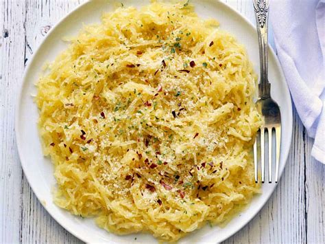 Spaghetti Squash Noodles - Healthy Recipes Blog