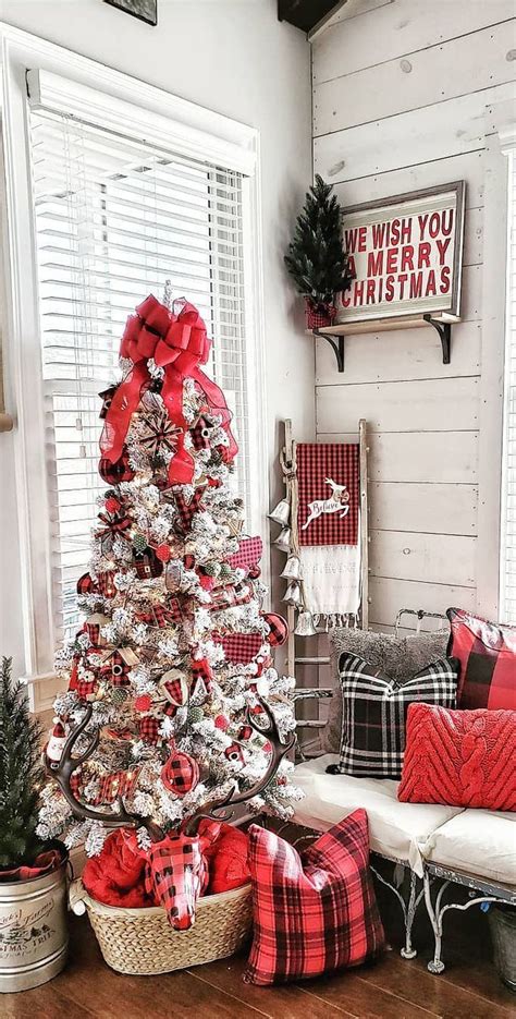 20+ Pretty Rustic Christmas Tree Decoration Ideas - TRENDHMDCR ...