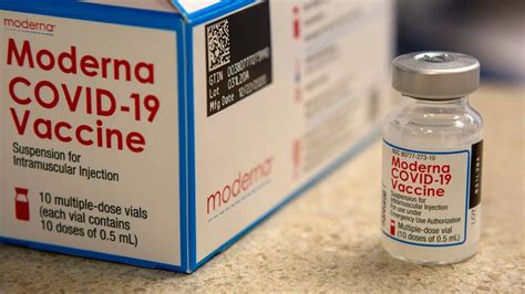 Moderna vaccine for coronavirus: Efficacy, side effects, and more