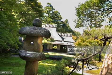 Chashitsu Garden Photos and Premium High Res Pictures - Getty Images