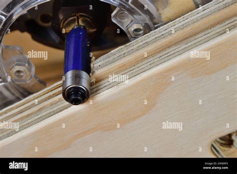 Wood router flush trim bit with double bearing. Template routing ...